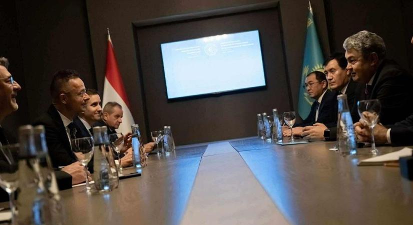 Szijjártó: Európa háborús lázban ég, mi a türk országokkal építünk energiabiztonságot