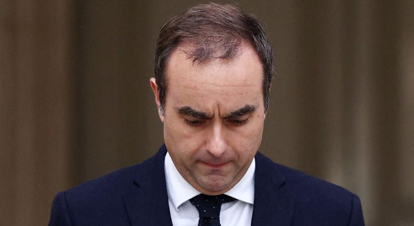 Végveszélyben Macron rendszere: előrehozott választás jöhet – Franciaország-szakértő a Mandinernek!