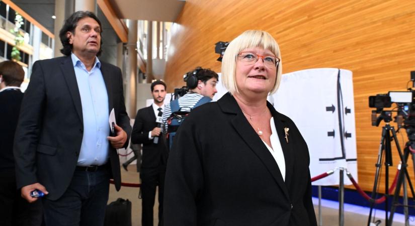 Pénz és fegyver a háborúba: Az Európai Bizottságnak azonnal mennie kell!