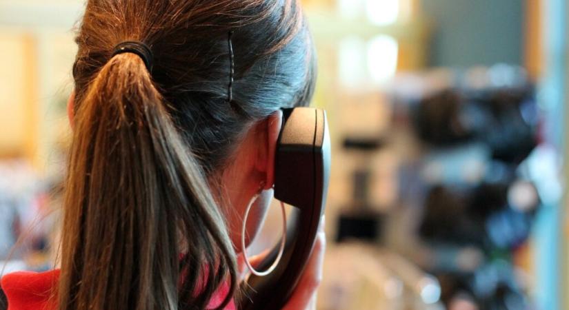 Telefonközpont is segíti az ingatlanok legalizálását
