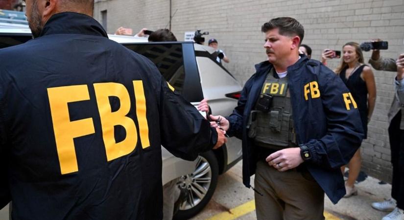 Botrány az FBI-nál: politikai megrendelésből figyelhettek meg republikánus szenátorokat