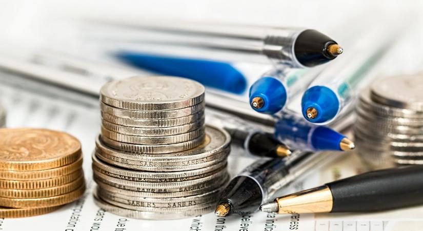 Minimálbér emelés: januártól így nő a nettó-bruttó minimálbér