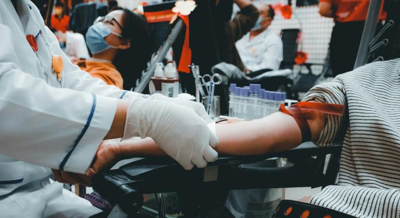 Október végéig tart a banki véradók hónapja