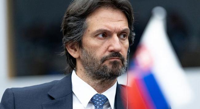 Szlovákia bejelentette, hogy többé nem adományoz fegyvereket Ukrajnának