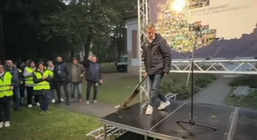 Magyar Péter a diliház előtti utolsó stádiumnál?