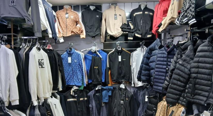 Lecsapott a NAV, menekültek az árusok a budapesti piacon