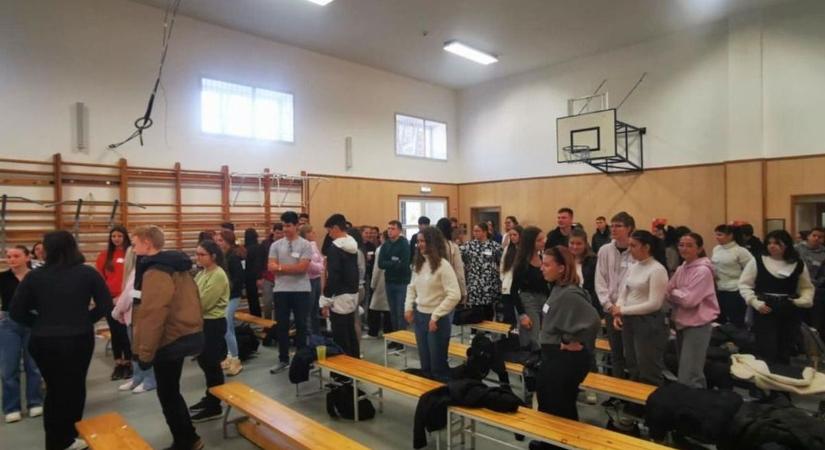 Lelki útkeresésre várják idén is az ifjúságot