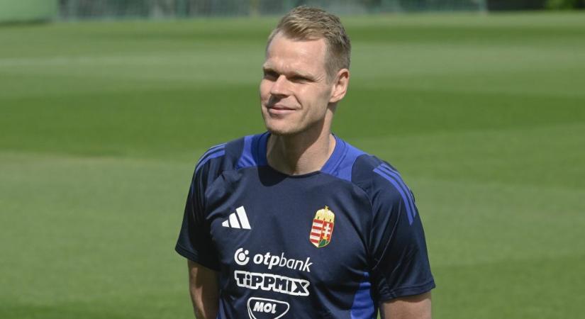 „Mindenki szégyellje magát, aki kételkedett Dini sérülésében” – üzent a Ferencváros Dibusz kapcsán
