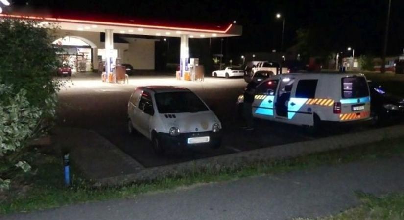 Lenyúlta az ételfutár autóját a szír férfi Nagykanizsán