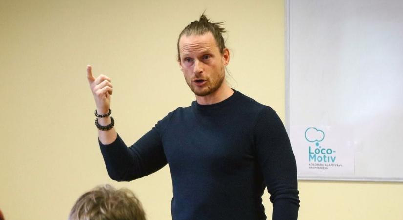 Ennyi volt! Fenyő Iván elvonul a világ elől: rajongóit is viszi magával