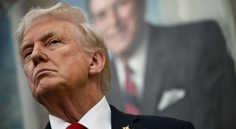 A tüntetők ellepték az utcákat: Trump a fegyveres erők bevetése mellett döntött