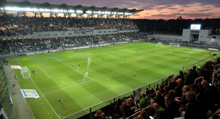 Rasszista bekiabálások miatt bűnhődik a győri futballklub