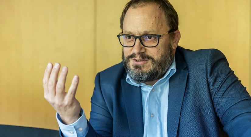 Kármán András: „Láthatóan elindult a vagyonok egyfajta kimenekítése”