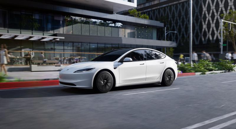Nincs meglepetés és mégis van: megjelent a két legmegfizethetőbb Tesla