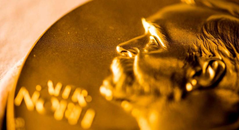 Kaphat idén irodalmi Nobel-díjat Krasznahorkai vagy Nádas?