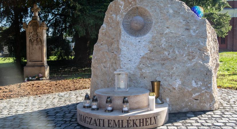 Átadták Nagykanizsa magzati emlékhelyét