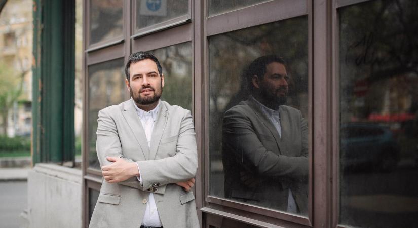 Jámbor András odaadja egyhavi fizetését annak a fideszesnek, aki átvisz egy működő reformot a gyerekvédelemben