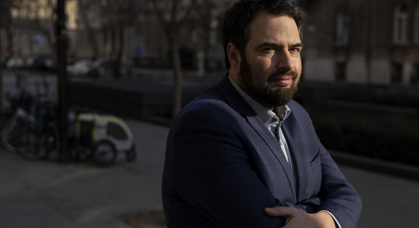 Jámbor András felajánlotta egy havi fizetését annak a fideszesnek, aki csinál valamit