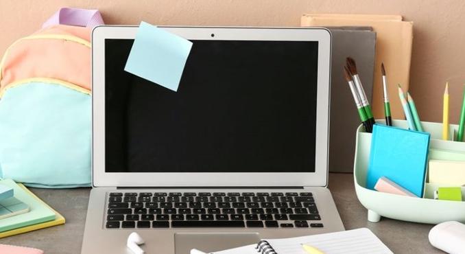 Meddig lehet ingyen laptopot igényelni?