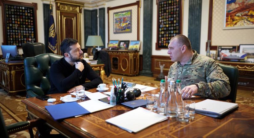Zelenszkij: az oroszok parancsot kaptak, bármi áron támadni akarnak, az SZBU új műveletekre készül