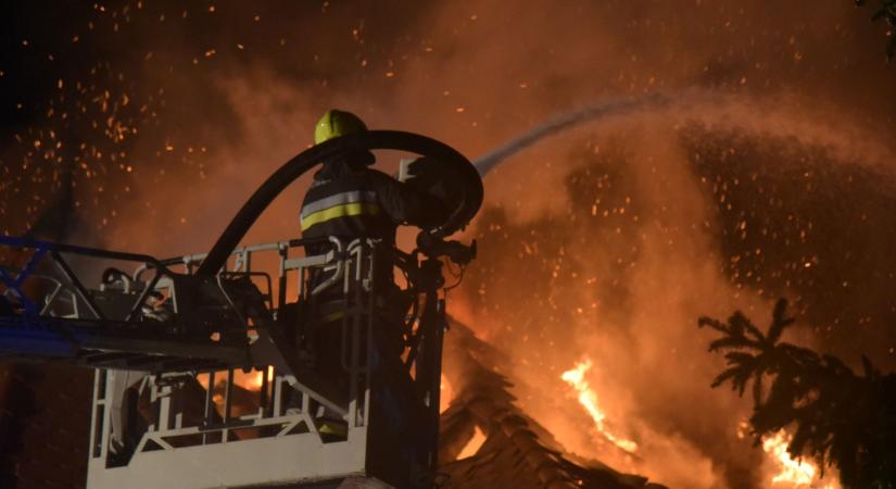 Lakástüzek Hajdú-Biharban: 249 vonulás októberig