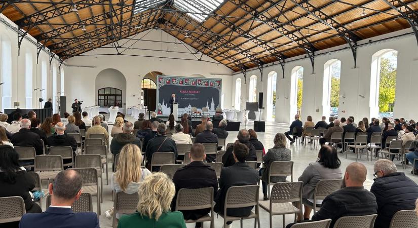 Szintet lépett Kecskemét, hiánypótló eszközt is vetettek be a város további fejlődéséért – fotók, videó