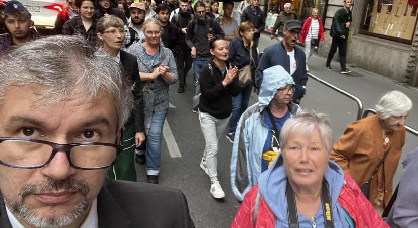Véget ér Hadházy Ákos tüntetéshulláma
