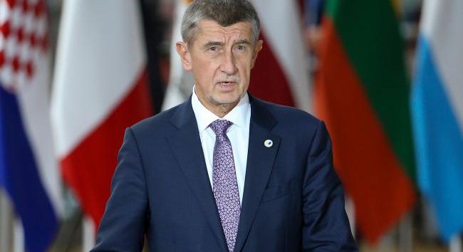 Csehország egyetlen koronát sem fog adni fegyverekre Ukrajnának – Andrej Babiš