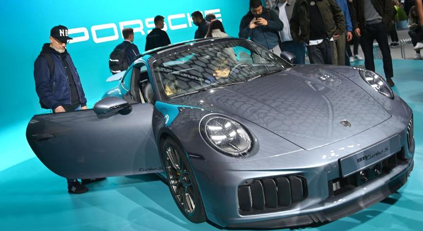 Nem csak a Mercedes rogy össze: a Porsche is botladozik egyik legértékesebb piacán