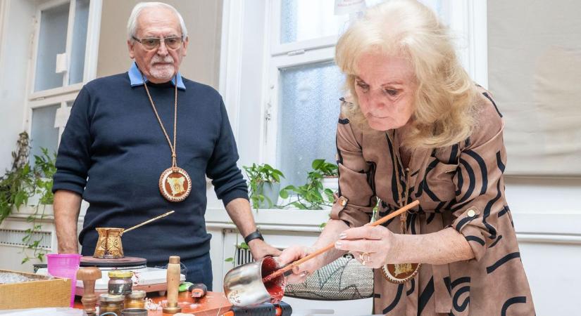 Évszázados születésnapot ünnepelt a Városi Bélyeggyűjtő Kör