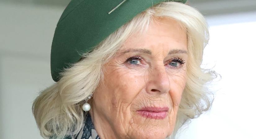 Katalin forr a dühtől: Kamilla megtiltotta neki, hogy ezt viselje
