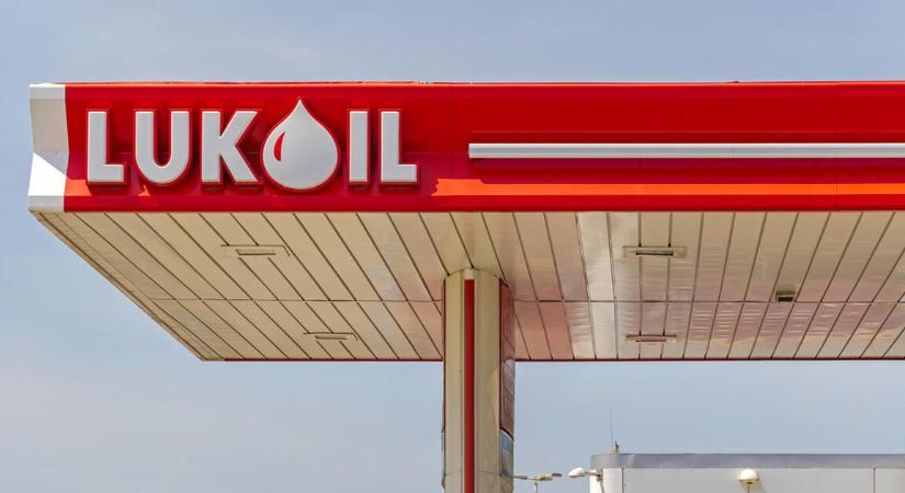 Lángol a Lukoil gázgyára az orosz Kotovó városában
