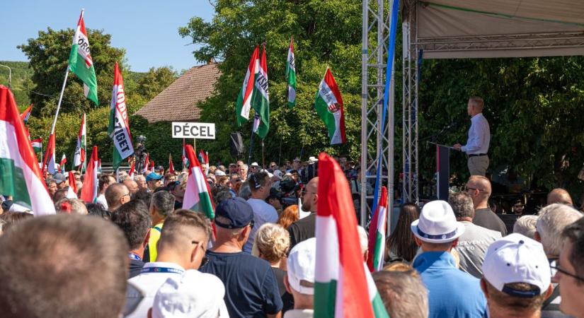 Adatszivárgás a Tiszában: a párt szerint a titkosszolgálat önkéntesként dolgozó beépített embere a felelős