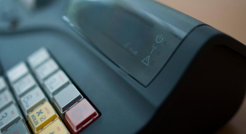 Nyugdíjas-élelmiszerutalvány rögzítése online pénztárgépben és e-pénztárgépben