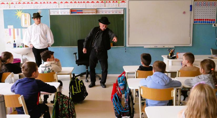 Így ünnepelték a magyar népmese napját a Felvidéken