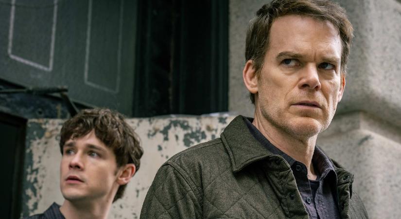 Nem pihen a Sötét Utas, zöld utat kapott a Dexter: Feltámadás 2. évada