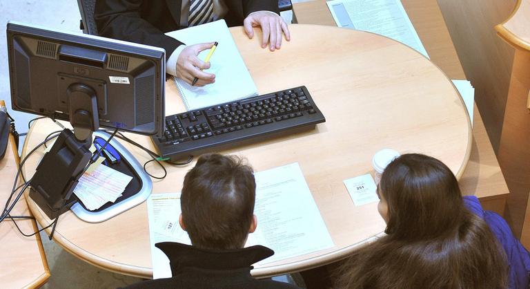 Úttörő ítélet született: devizahiteles nyert pert bankkal szemben