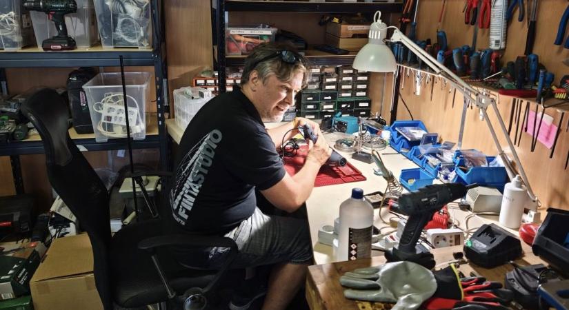 Mégsem húzza le a rolót a józsefvárosi Repair Café