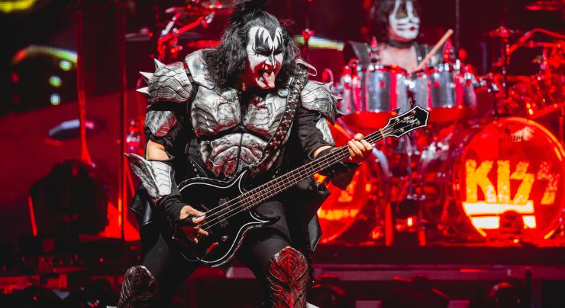 Az egész világ aggódik a rocklegenda miatt