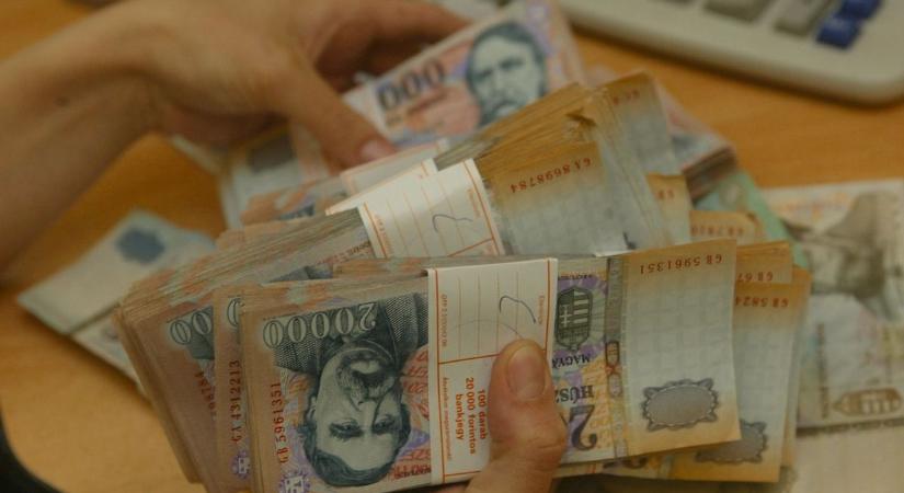 Azta! Milliókat nyertek Hajdú-Biharban! Te mire költenél ennyi pénzt?
