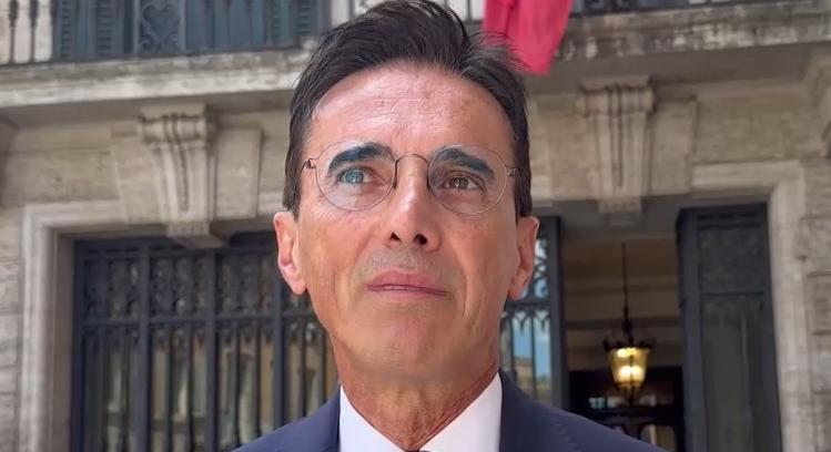 Tovább szigorít az olasz jobboldali kormány a kiskorúak iskolai szexuális nevelését illetően  videó