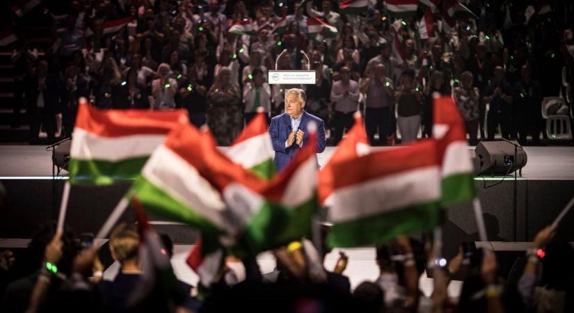 Orbán Viktor a Kossuth téren mond ünnepi beszédet október 23-án