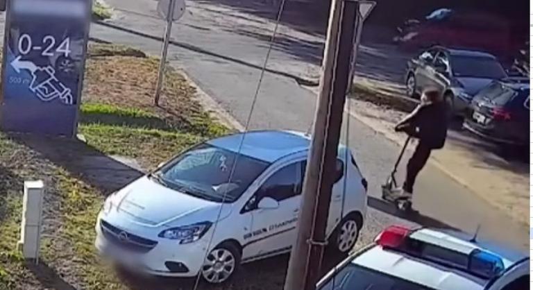 Bódult állapotban okozott balesetet egy rolleres Kiskunhalason egy rendőr szeme láttára