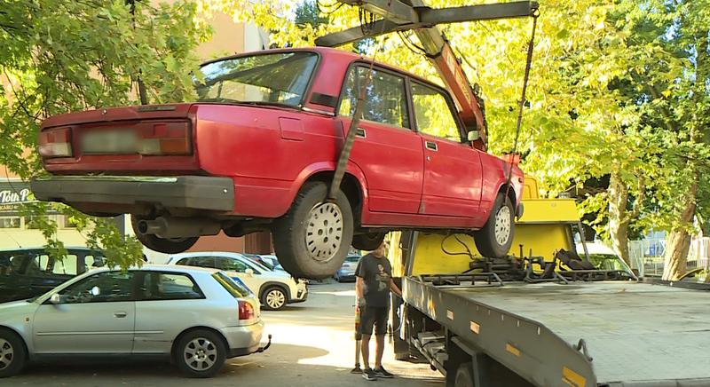 Se parkolójegy, se műszaki és a tulajdonos sem reagál