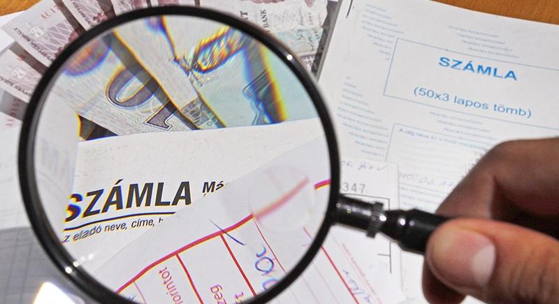 Kínából származó termékeket számla nélkül adtak el