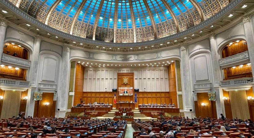 Csoma Botond elfogadhatatlannak tartja a parlament karcsúsítását célzó tervezetet