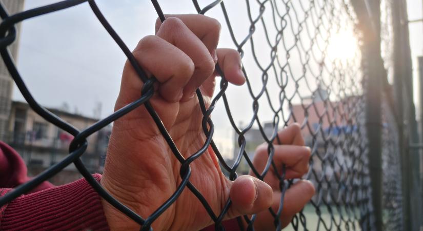 Megdöbbentő önfeláldozás: egy nagyapa furcsa okból követett el rablást
