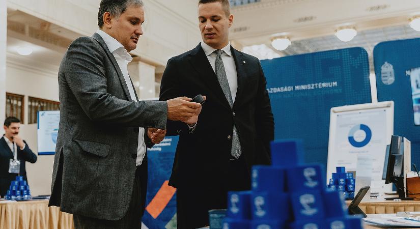 Új korszak: a kormány hét fronton indít háborút a csalók ellen