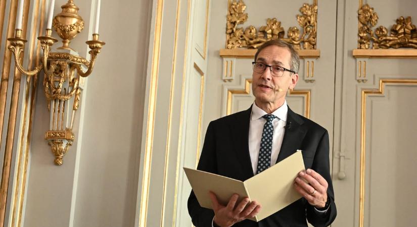 Nézze meg videón, ahogy bejelentik Krasznahorkai László irodalmi Nobel-díját