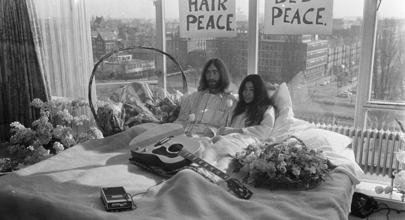 John Lennon elveszettnek hitt interjújában az FBI-jal való küzdelméről is beszél